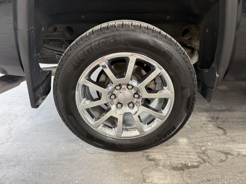Used 2018 GMC Sierra 1500 DenaliImage 4