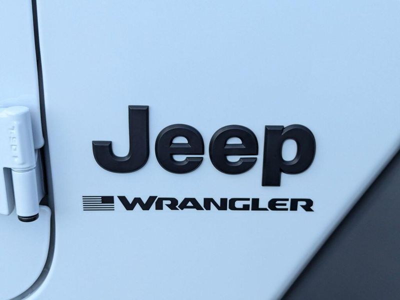 2024 Jeep Wrangler 4-door WillysImage 13