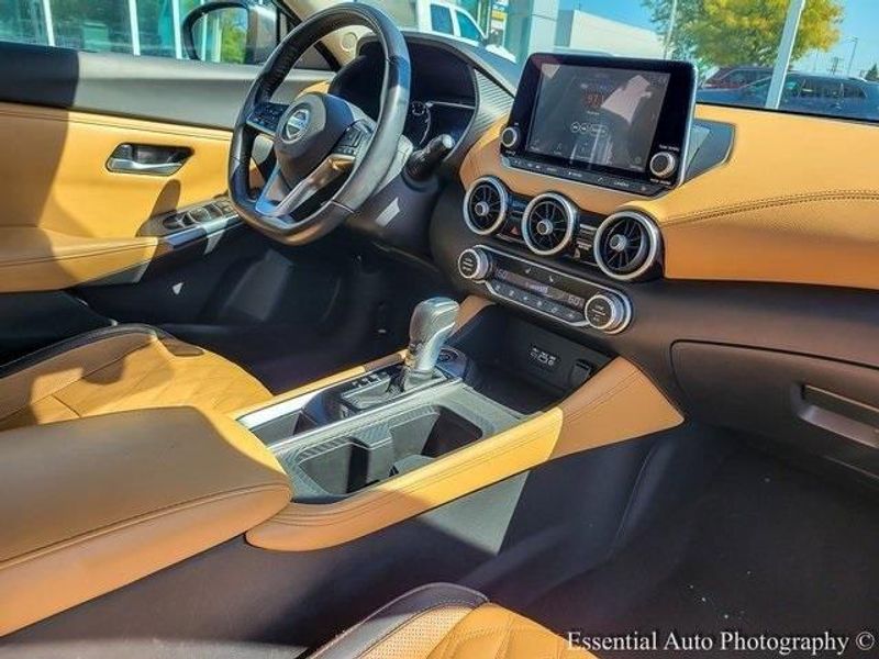 2020 Nissan Sentra SV photo 18