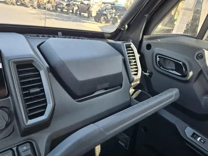 NEW 2026 CFMOTO UFORCE U10 PRO HIGHLAND Image 18