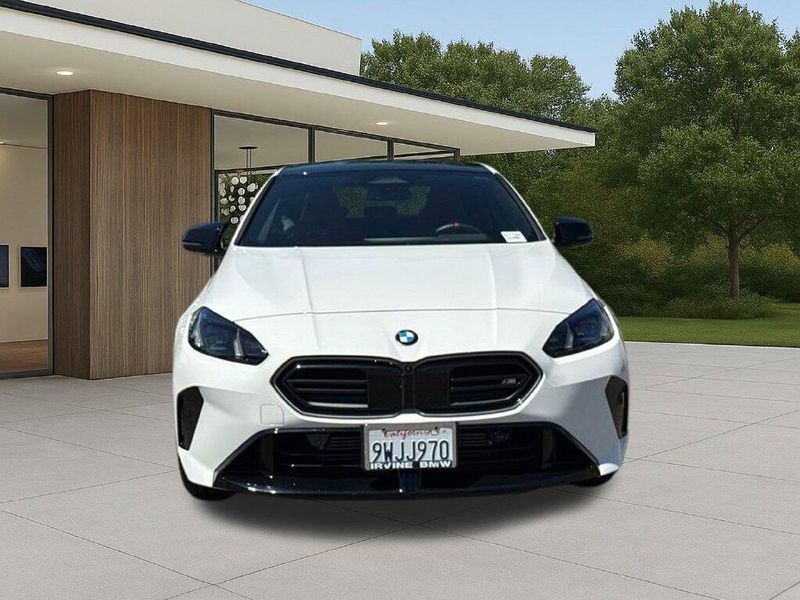 Used 2026 BMW 2 Series M235i xDriveImage 4