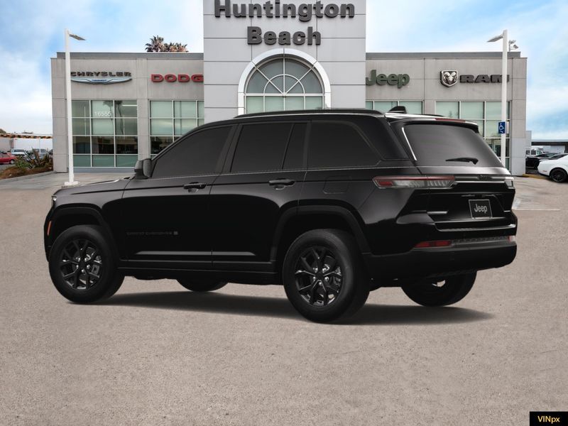 2024 Jeep Grand Cherokee Altitude X 4x2Image 4