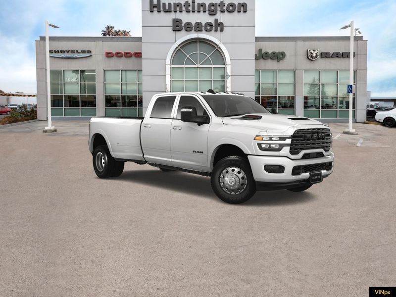 2025 RAM 3500 Limited Crew Cab 4x4 DullayImage 11
