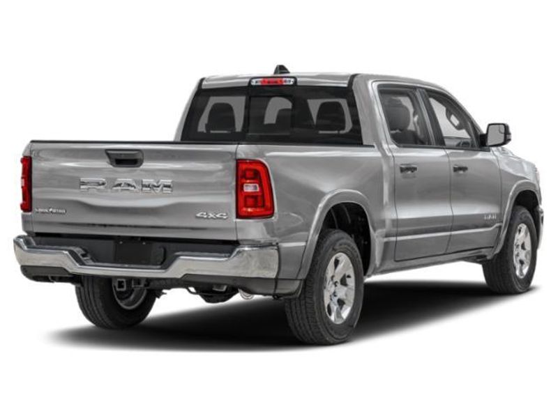 New 2026 RAM 1500 Big Horn Crew Cab 4x2 5'7' Box