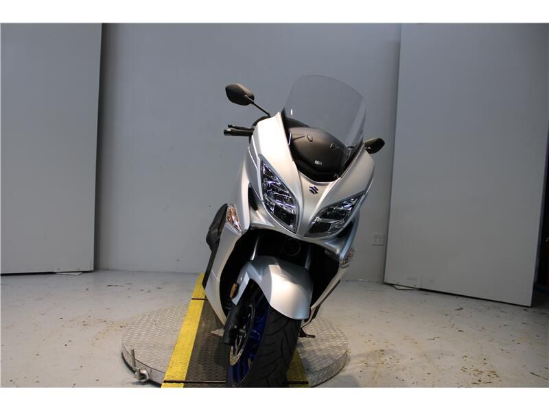 2024 Suzuki BURGMAN 400 Image 4