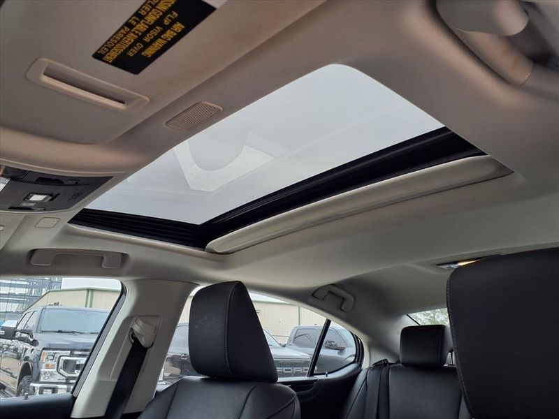 Used 2019 Lexus ES 350Image 17