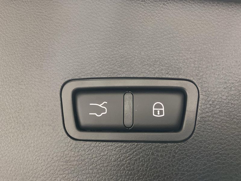 New 2026 Alfa Romeo Tonale Sprint AwdImage 17