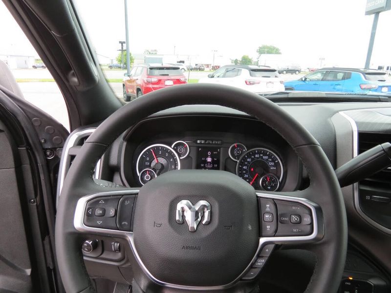 Used 2026 RAM 2500 Big Horn 4x4 4dr Crew Cab 6.3 ft. SB PickupImage 9