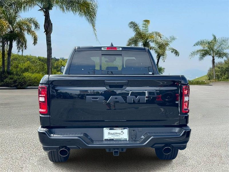 New 2026 RAM 1500 Express Crew Cab 4x4 5'7' Box