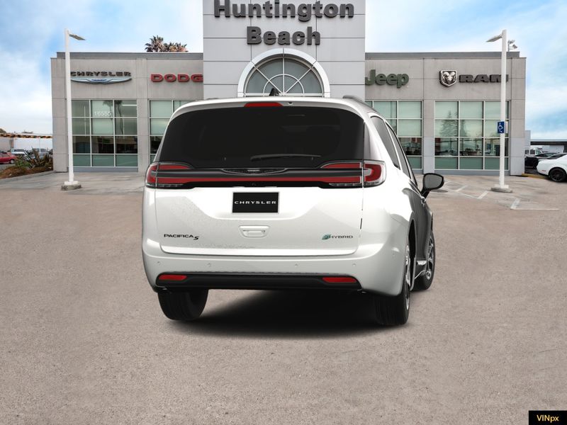 2024 Chrysler Pacifica Hybrid Select Premium SImage 14