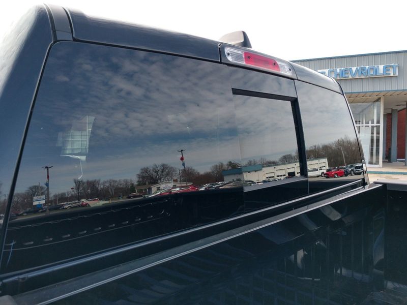 2023 RAM 1500 Big Horn Crew Cab 4x4 5
