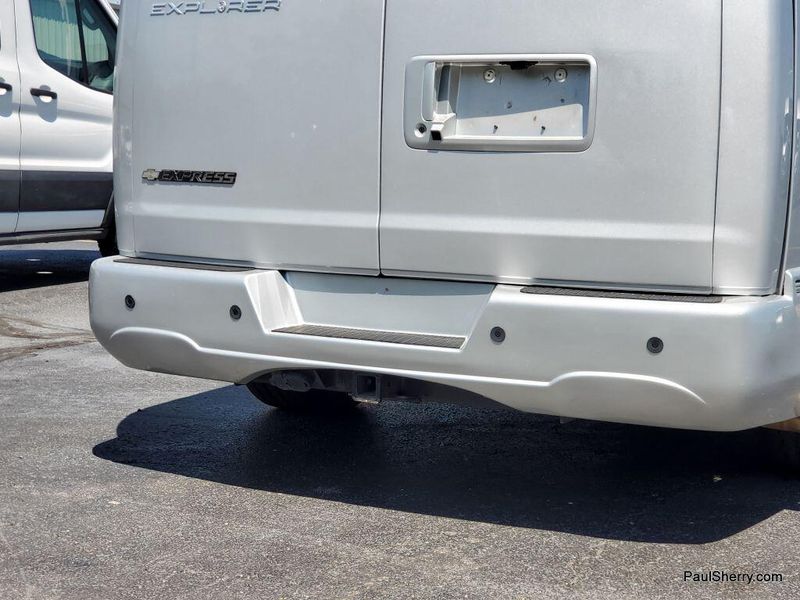 2020 Chevrolet Express Cargo Image 5