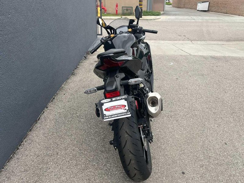 Used 2024 Kawasaki Ninja ZX-4R ABS Image 7