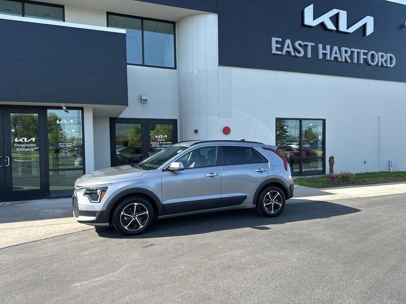 2023 Kia Niro EXImage 1