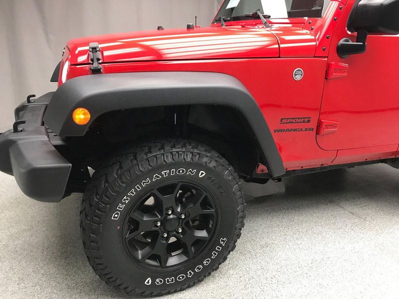 Used 2016 Jeep Wrangler JK SportImage 2