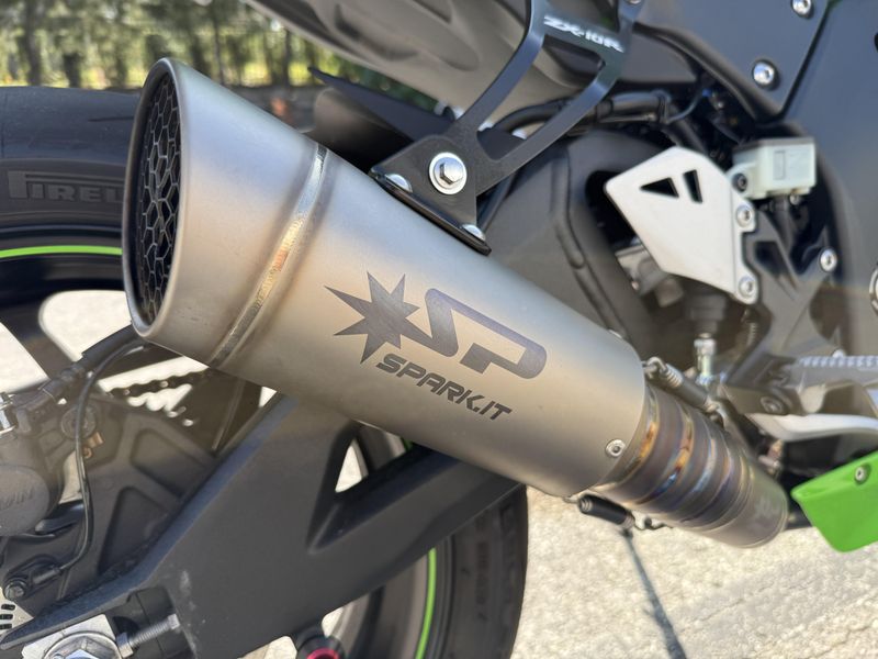 2024 Kawasaki Ninja ZX-10RR