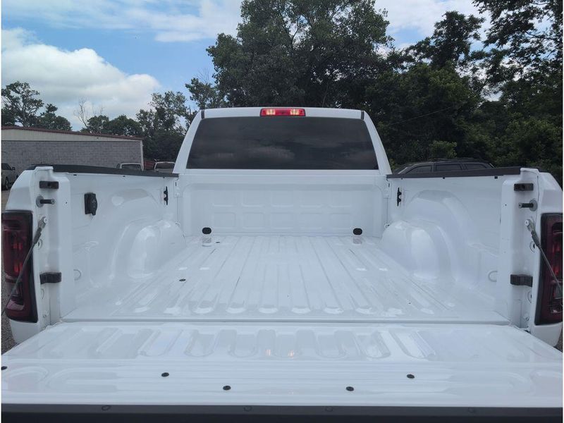 2025 RAM 2500 Tradesman Crew Cab 4x4 6