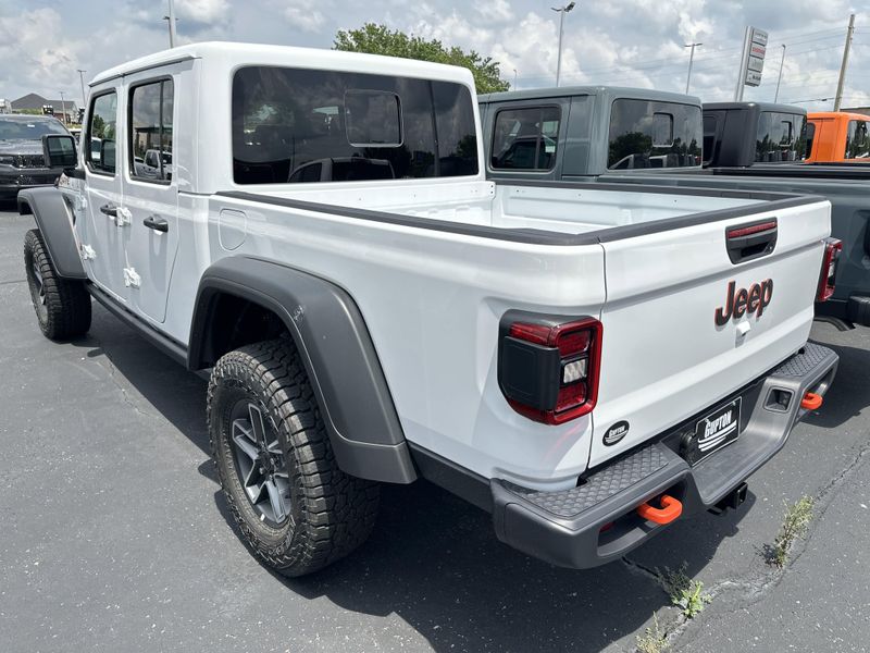 New 2025 Jeep Gladiator Mojave 4x4Image 11