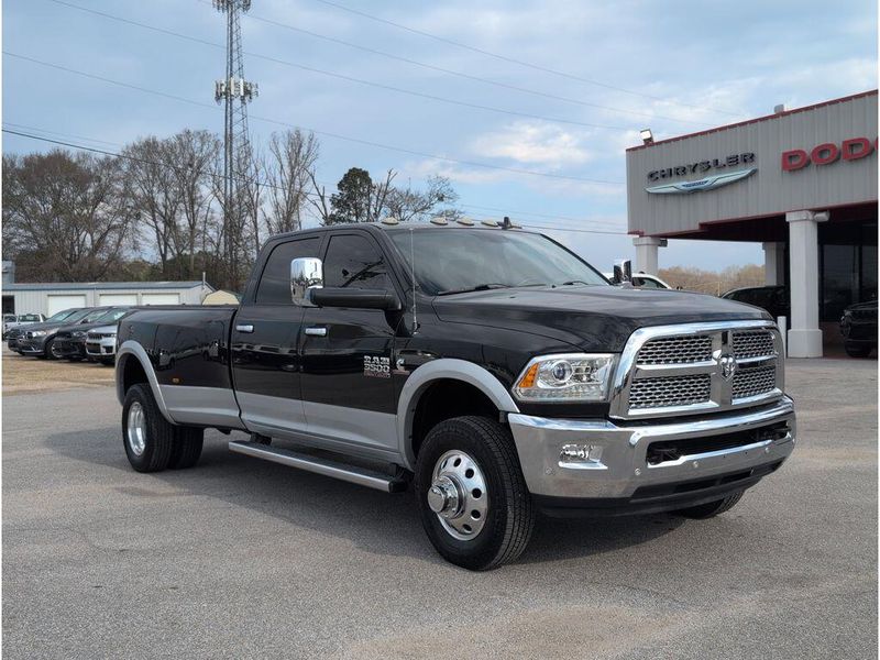 Used 2017 RAM 3500 LaramieImage 7