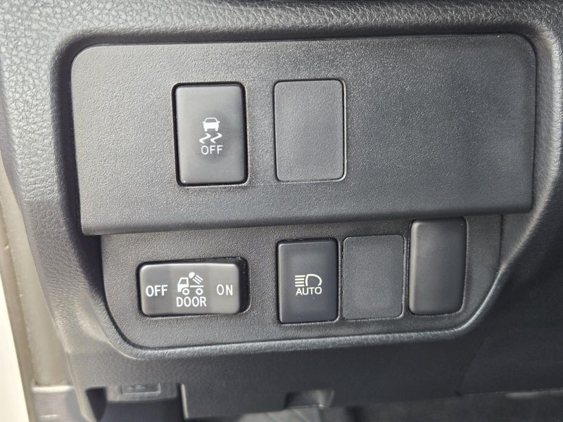 Used 2020 Toyota Tacoma SR5 Double Cab 5' Bed V6 AT (Natl)