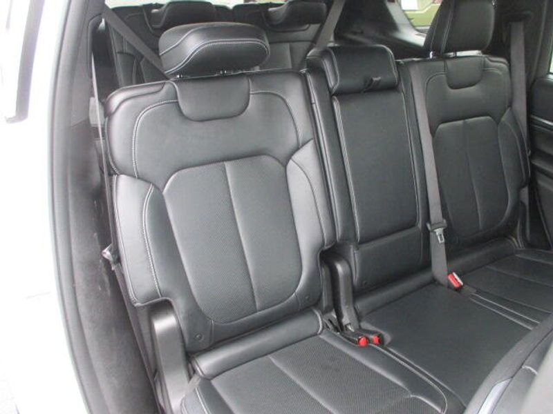 Used 2022 Jeep Grand Cherokee L OverlandImage 29