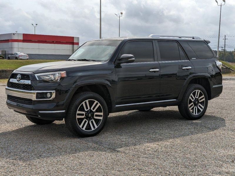 2019 Toyota 4Runner LimitedImage 7