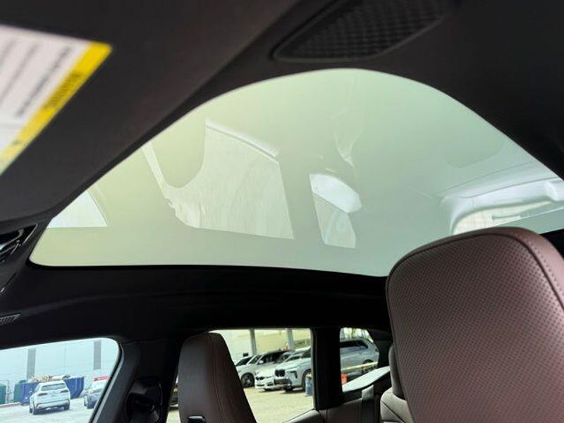 Used 2023 BMW iX xDrive50Image 20