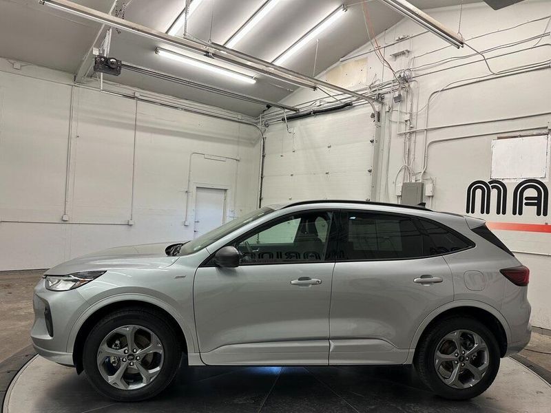 2024 Ford Escape ST-LineImage 12