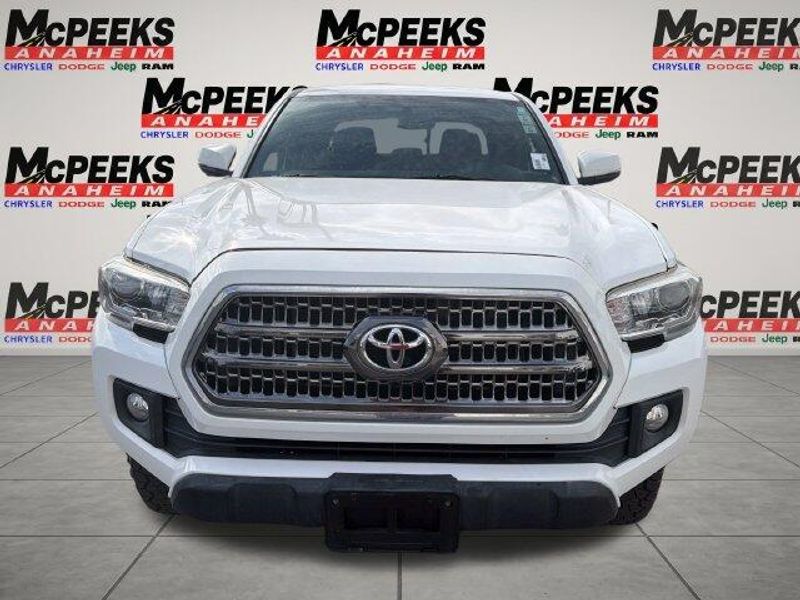 Used 2016 Toyota Tacoma TRD Off-RoadImage 8