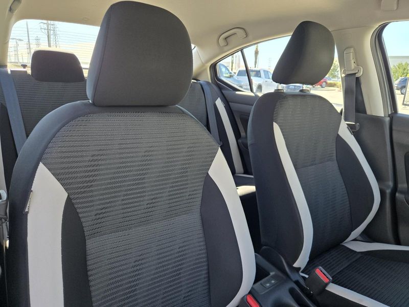 Used 2022 Nissan Versa SV CVT