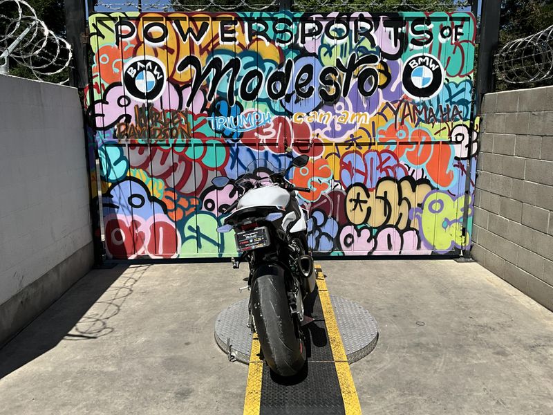 New 2026 BMW S 1000 RR Image 6