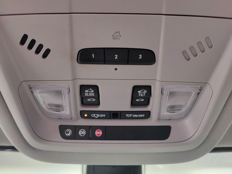 Used 2019 GMC Acadia SLT-2 AWD w/Dual Sunroof & NavImage 31