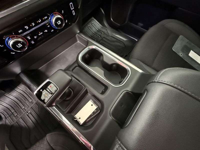 Used 2026 GMC Sierra 1500 ElevationImage 21