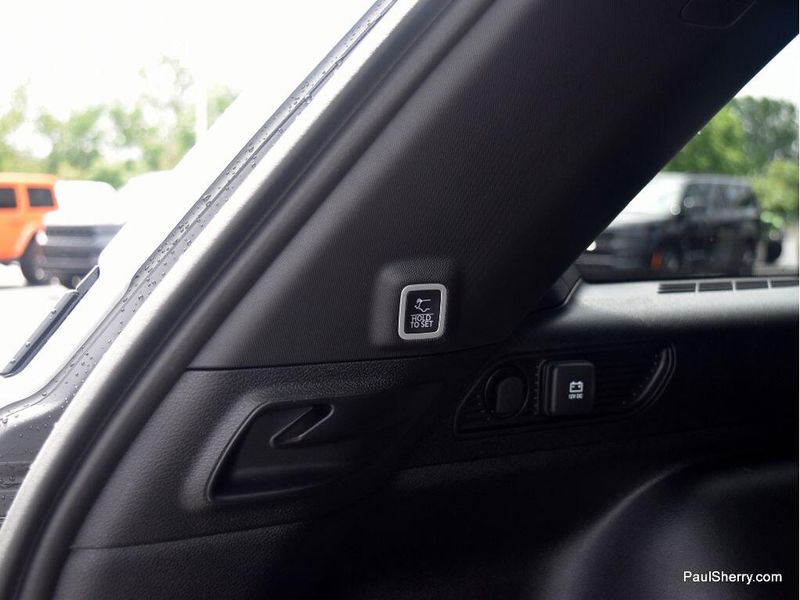 New 2025 Jeep Grand Cherokee Altitude X 4x4Image 14