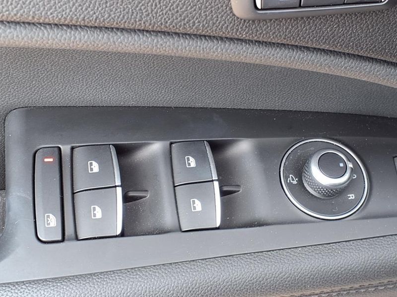 Used 2022 Alfa Romeo Stelvio SprintImage 18