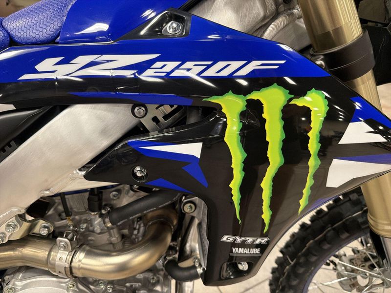 New 2027 Yamaha YZ250F MONSTER EDITION Image 28