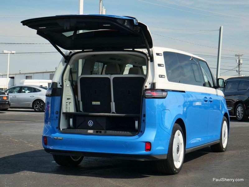 2025 Volkswagen ID. Buzz photo 18