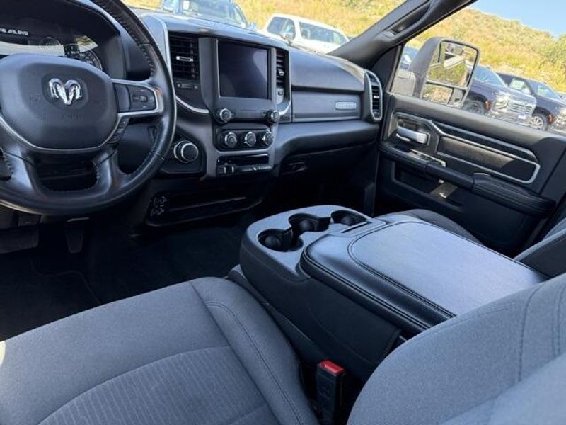 2024 Ram 2500 Big Horn photo 19