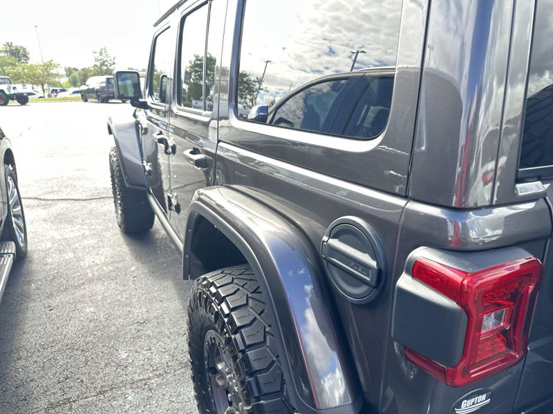 2021 Jeep Wrangler Unlimited Rubicon 392 photo 10