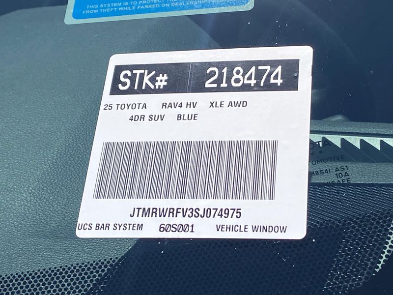 New 2025 Toyota RAV4 Hybrid XLEImage 20