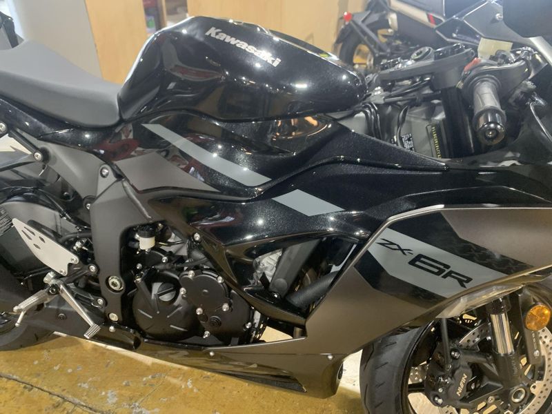 New 2026 Kawasaki NINJA ZX-6R ABS Image 15