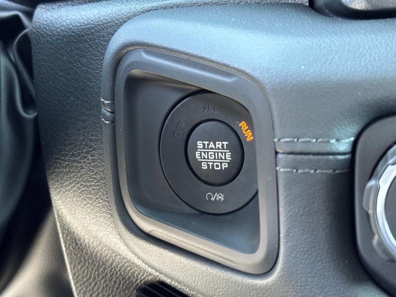 New 2026 Jeep Gladiator Mojave X 4x4