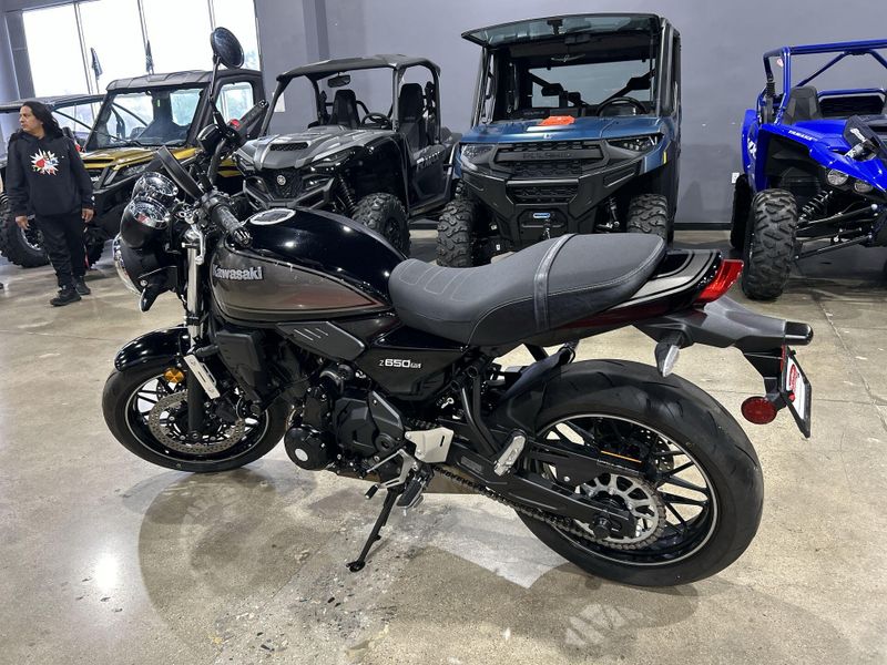 2024 Kawasaki Z650RS ABS  in a BLACK exterior color. Del Amo Motorsports of Redondo Beach (424) 390-7811 delamomotorsports.com 