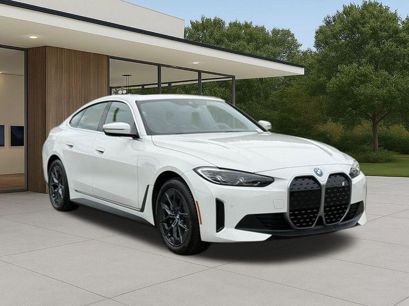 Used 2023 BMW i4 eDrive35Image 6