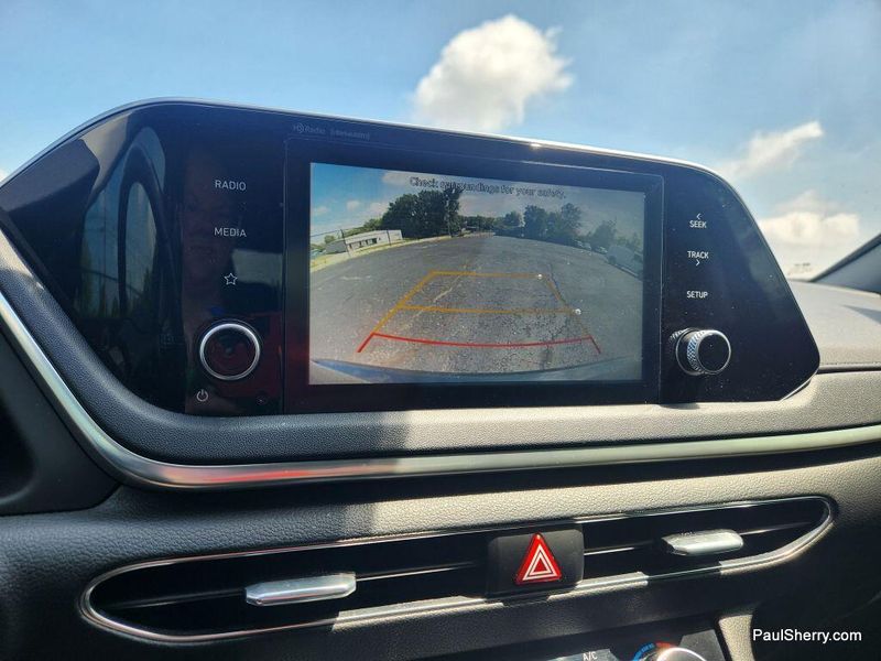 2022 Hyundai Sonata SELImage 4
