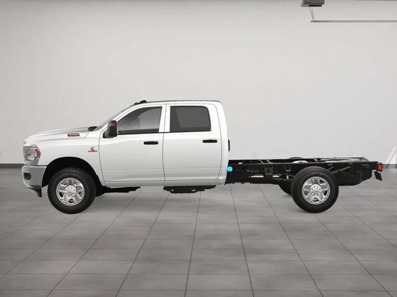 New 2023 RAM 3500 Tradesman Crew Cab Chassis 4x2 60