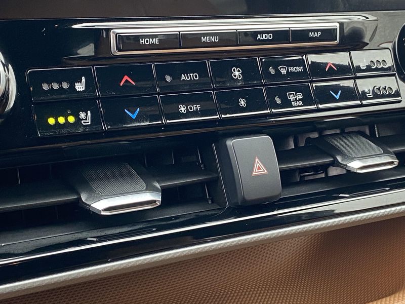 2022 Toyota Highlander PlatinumImage 23