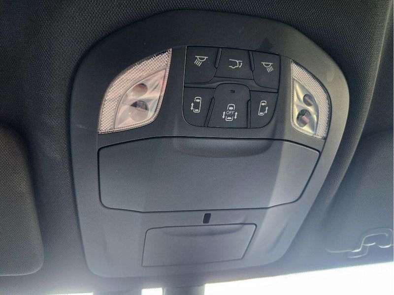 Used 2021 Chrysler Pacifica Touring L S