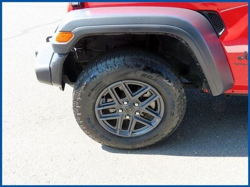 2024 Jeep Wrangler Sport S photo 4