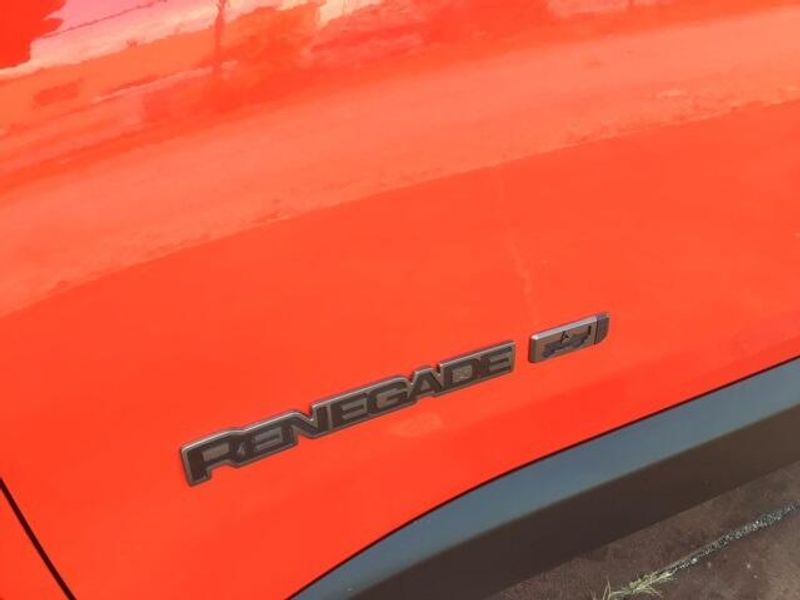 2021 Jeep Renegade LatitudeImage 19